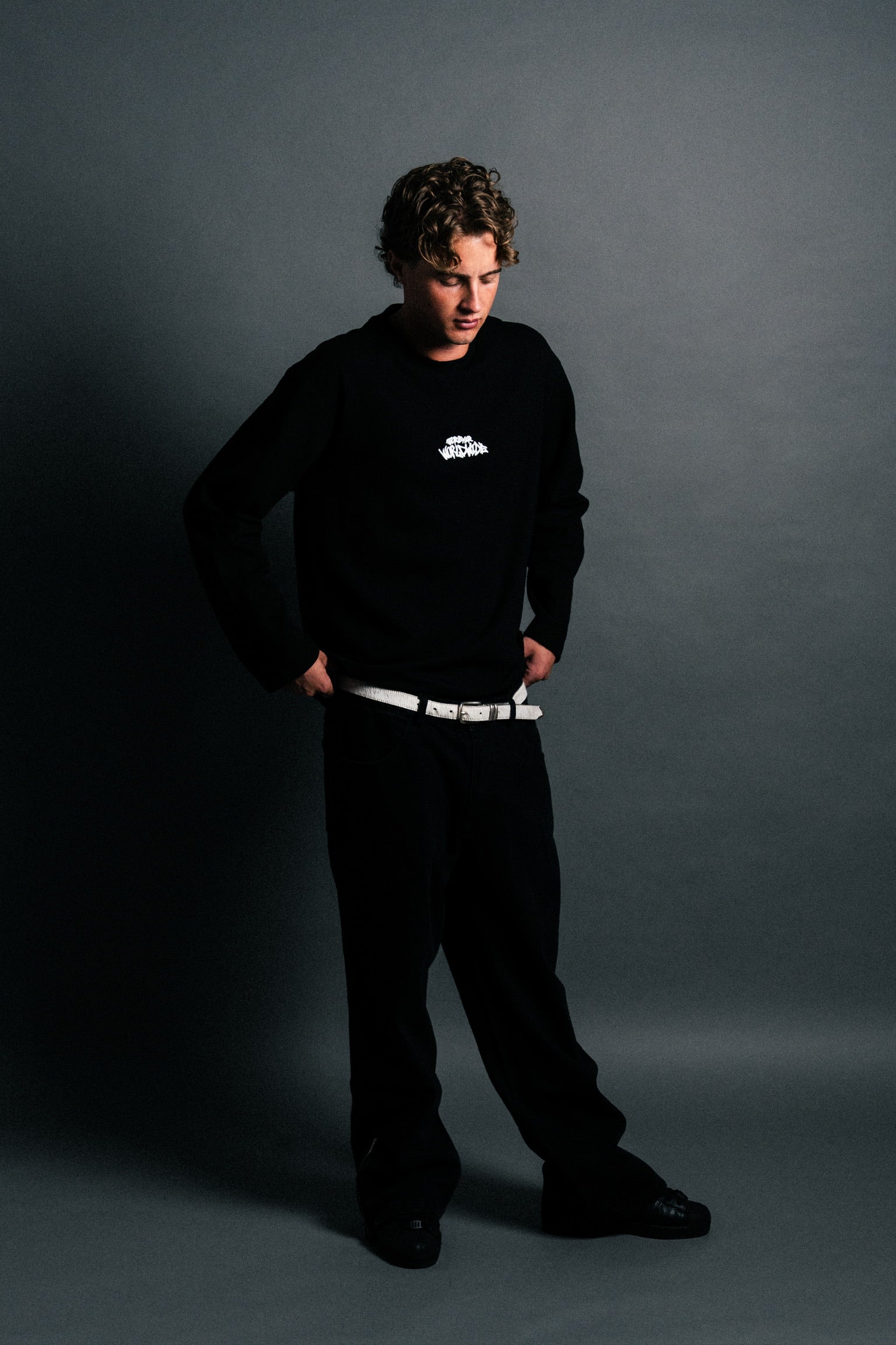 BAGGY FLARED DENIM JEANS - BLACK