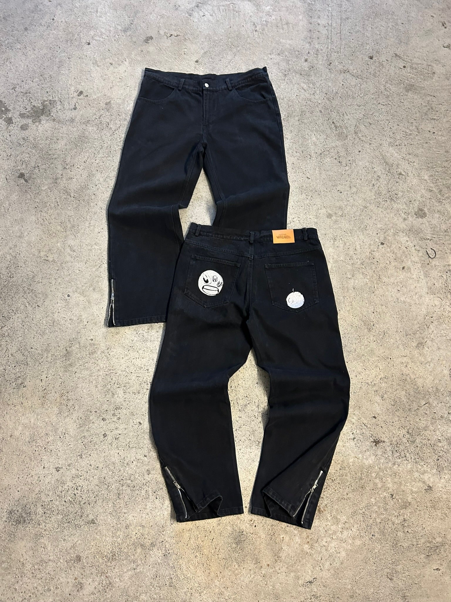 BAGGY FLARED DENIM JEANS - BLACK