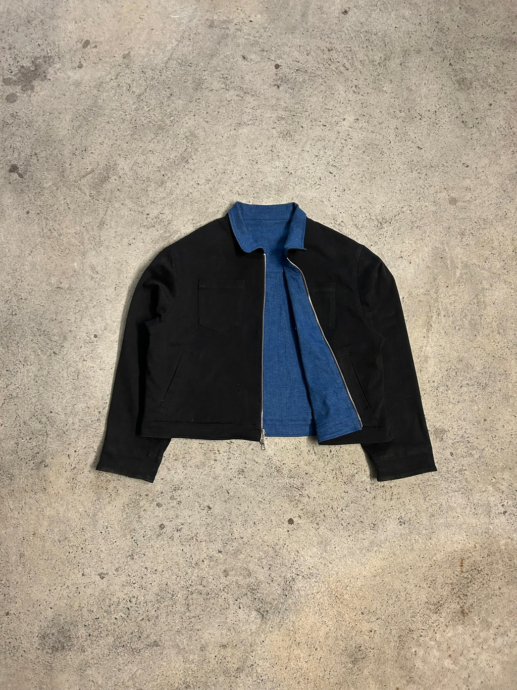REVERSIBLE CROPPED DENIM JACKET