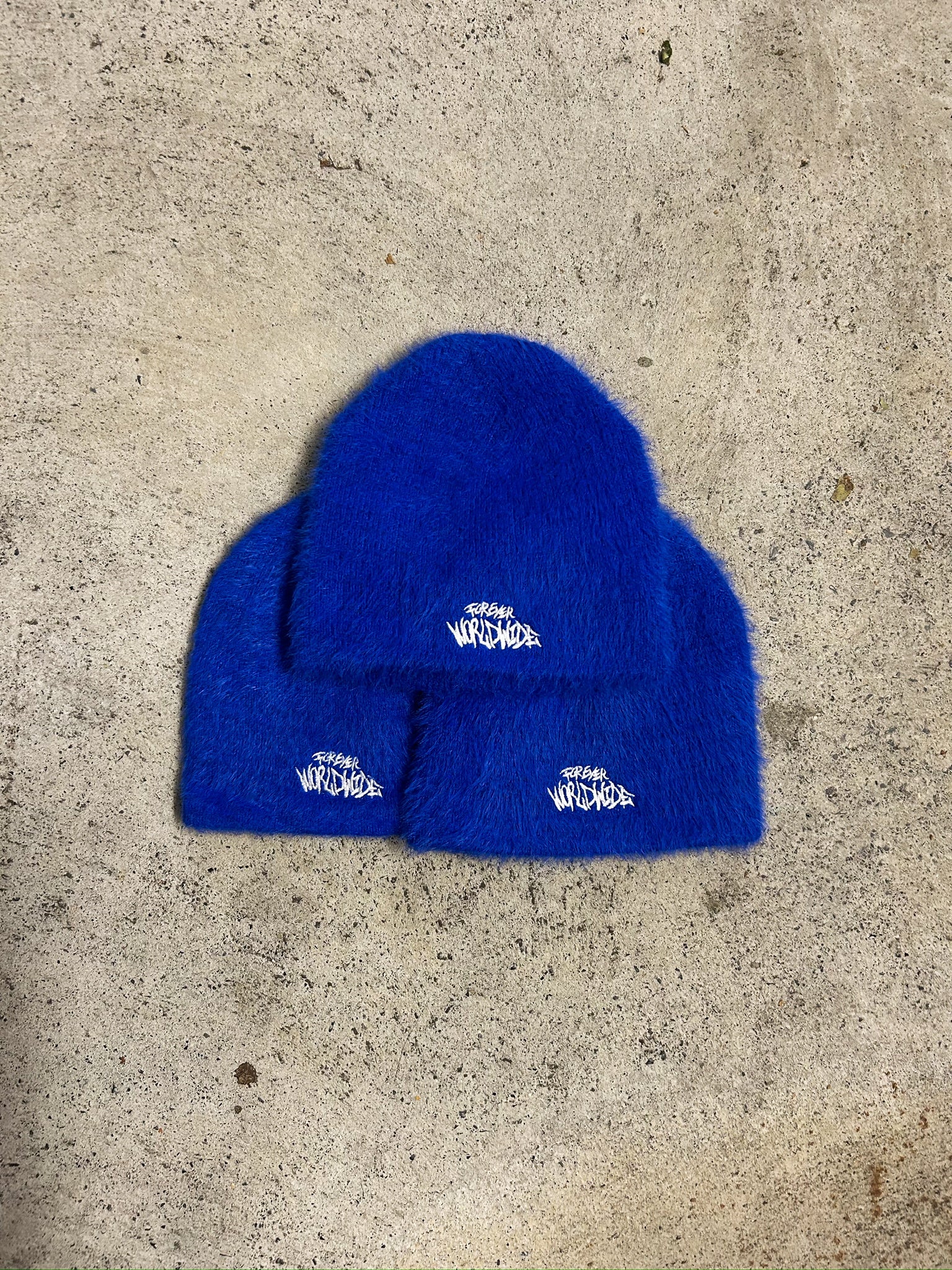 MOHAIR BEANIE - BLUE